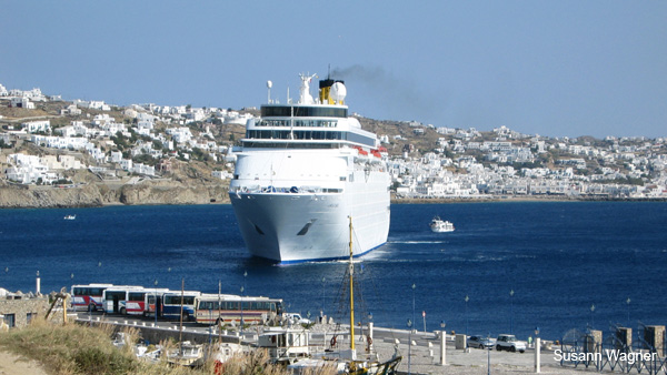 Kreuzfahrtschiff 2 jpg