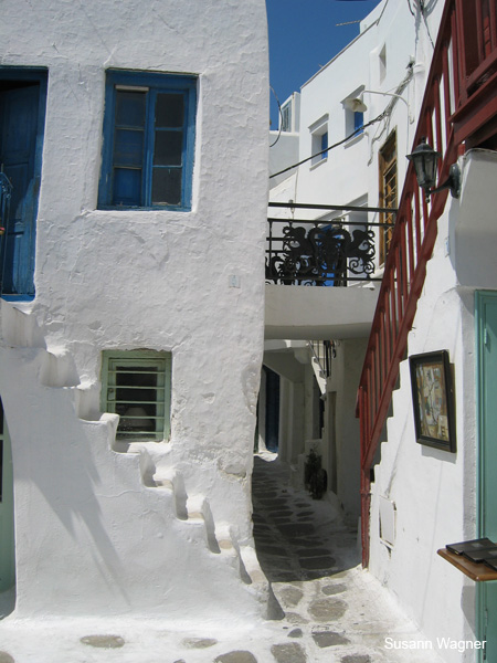 yMykonos Gassen 14